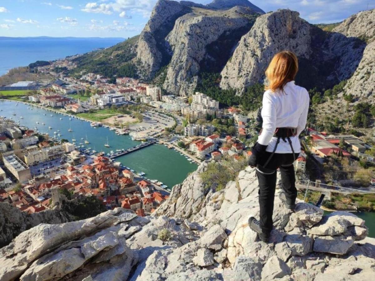 Center Apartment Pia Omiš Exterior foto